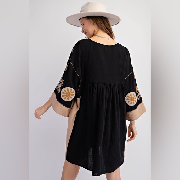999. Easel Midi Dress bohemian Black Loral Embroidered Cotton Woven Long Sleeve - Picture 3 of 3